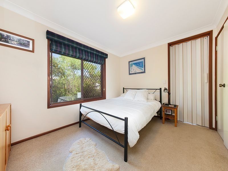 10 Hendos Place, Moggill QLD 4070