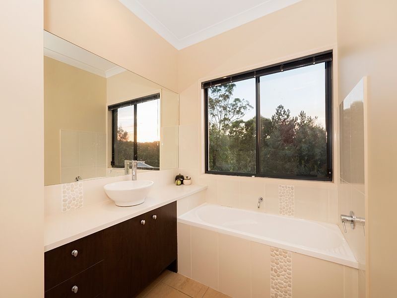 23 Olivia Place, Pullenvale QLD 4069