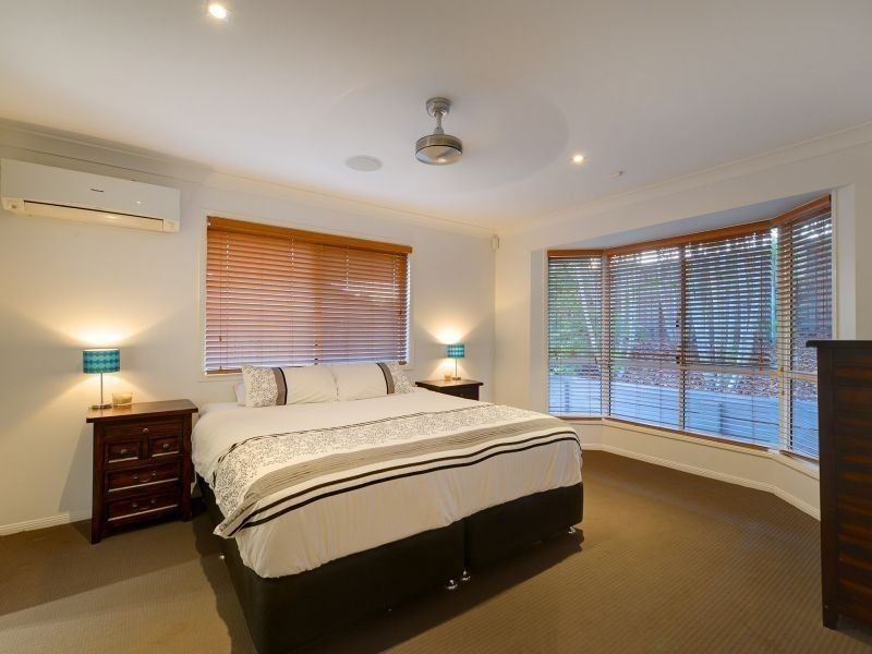 28 Mayfair Place, Moggill QLD 4070