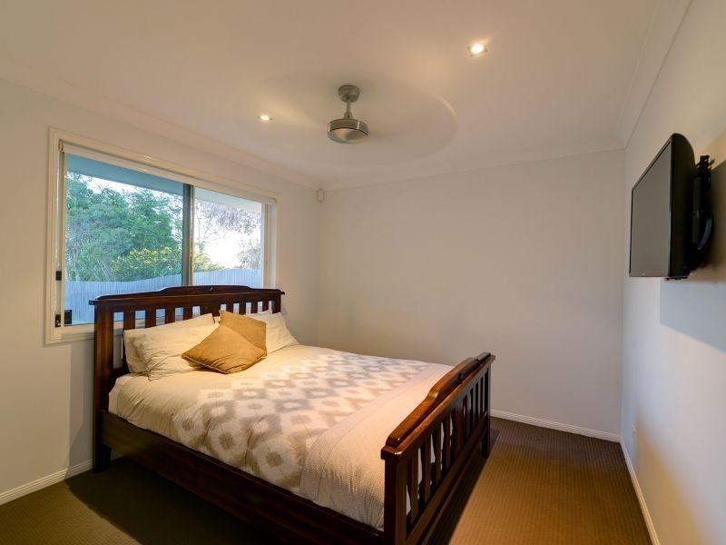 28 Mayfair Place, Moggill QLD 4070