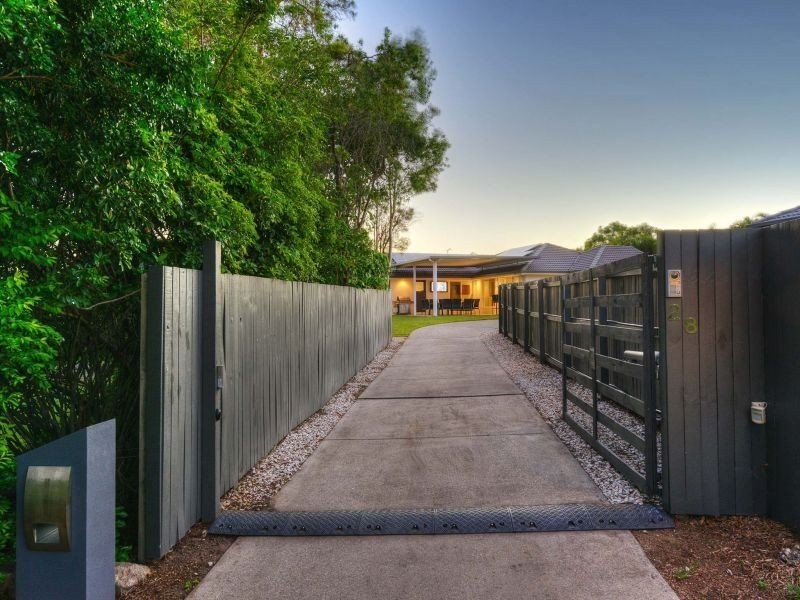28 Mayfair Place, Moggill QLD 4070