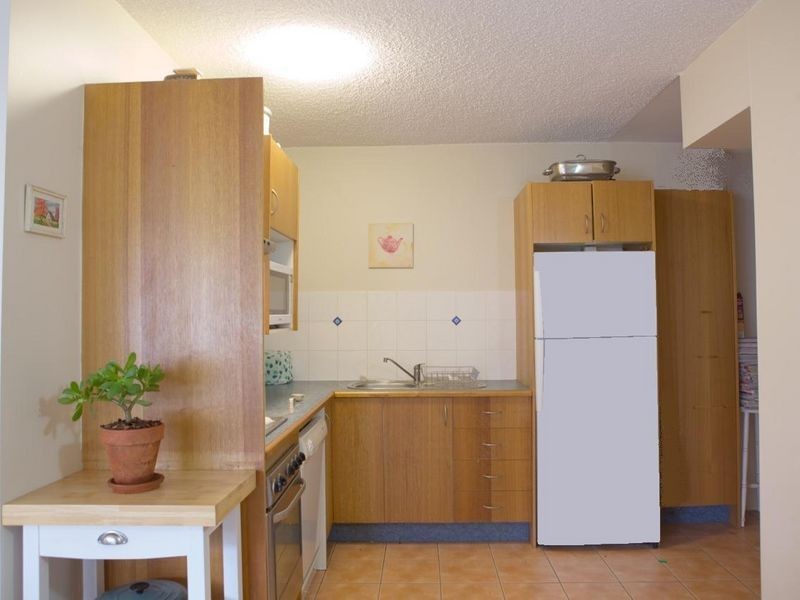 1/28 Bent Street, Toowong QLD 4066