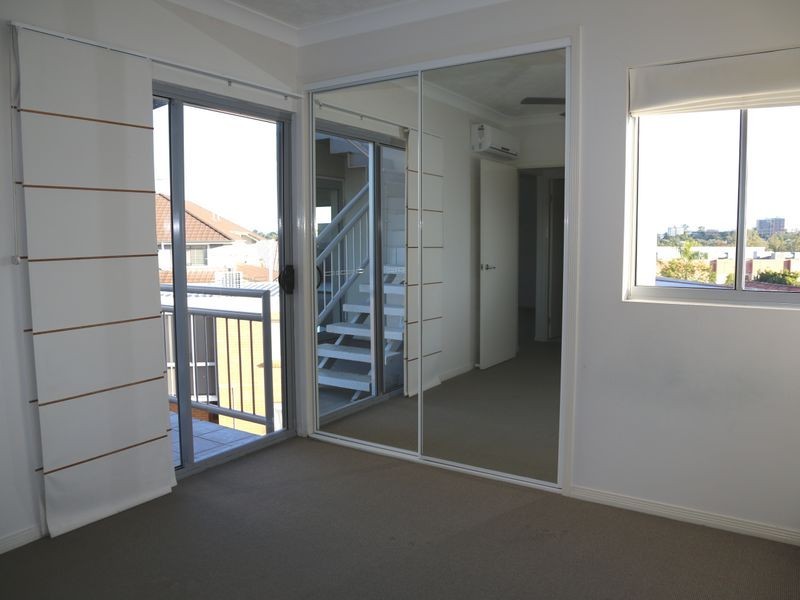 19/36 Holland Street, Toowong QLD 4066