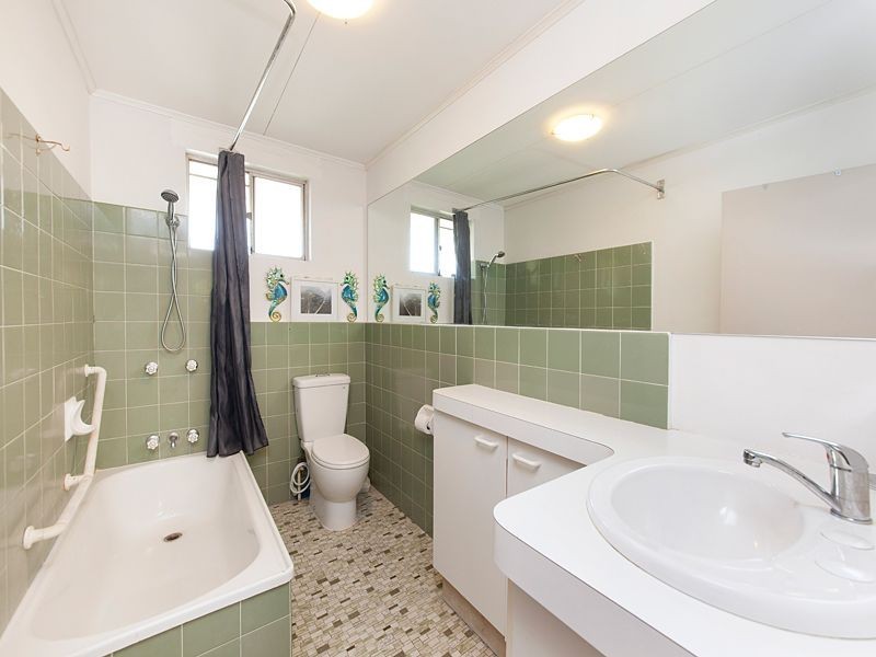 42 Walter Street, Toowong QLD 4066