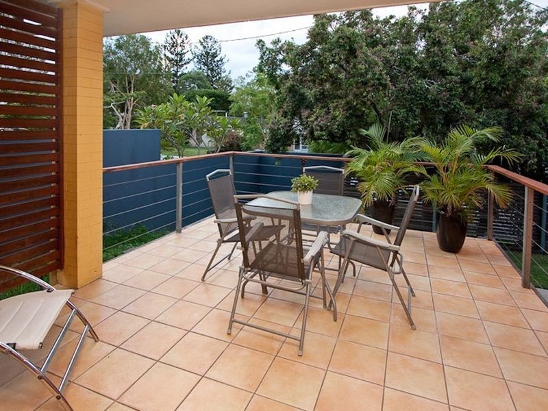 30 Salisbury Street, Indooroopilly QLD 4068