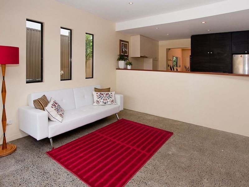 30 Salisbury Street, Indooroopilly QLD 4068
