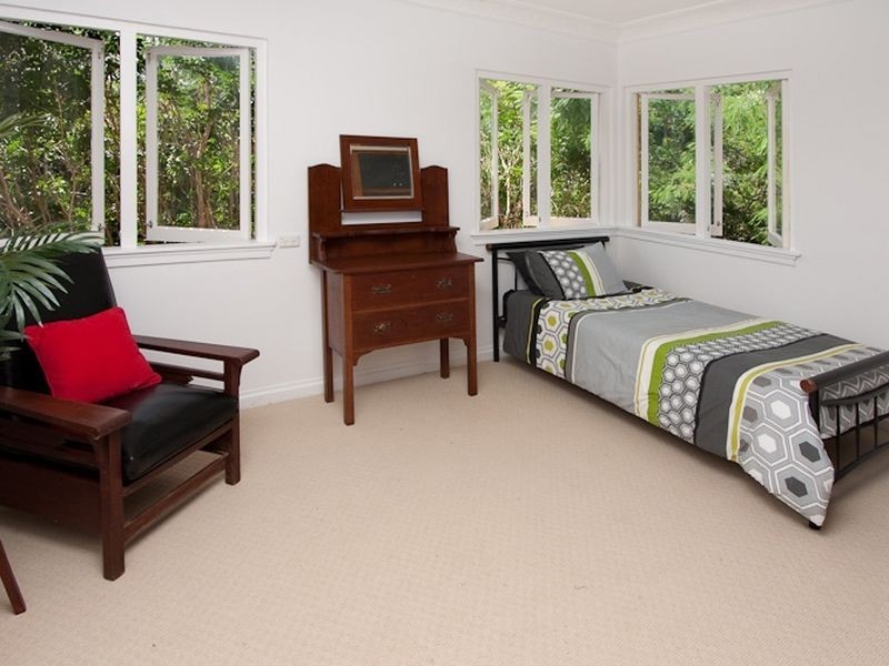 30 Salisbury Street, Indooroopilly QLD 4068