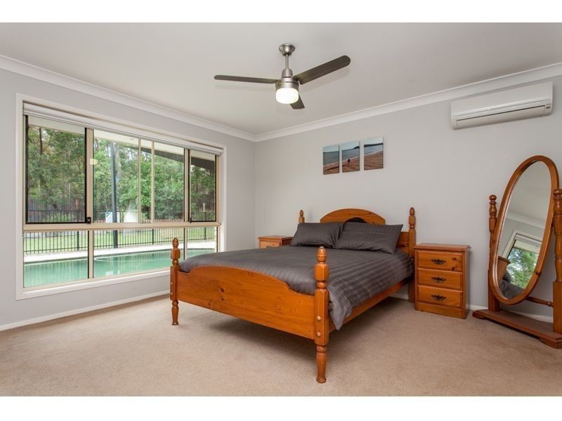 84 Salubris Place, Moggill QLD 4070