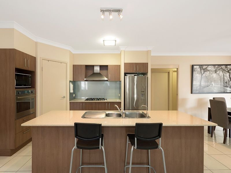 51 Grange Place, Moggill QLD 4070