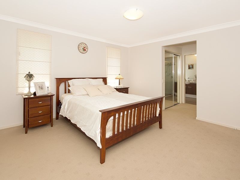7 Witty Road, Moggill QLD 4070