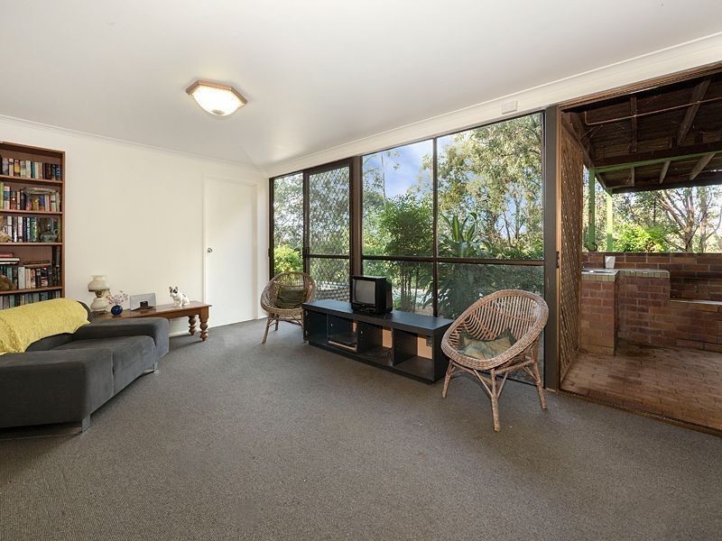 1 Mountain Vista Court, Mount Crosby QLD 4306