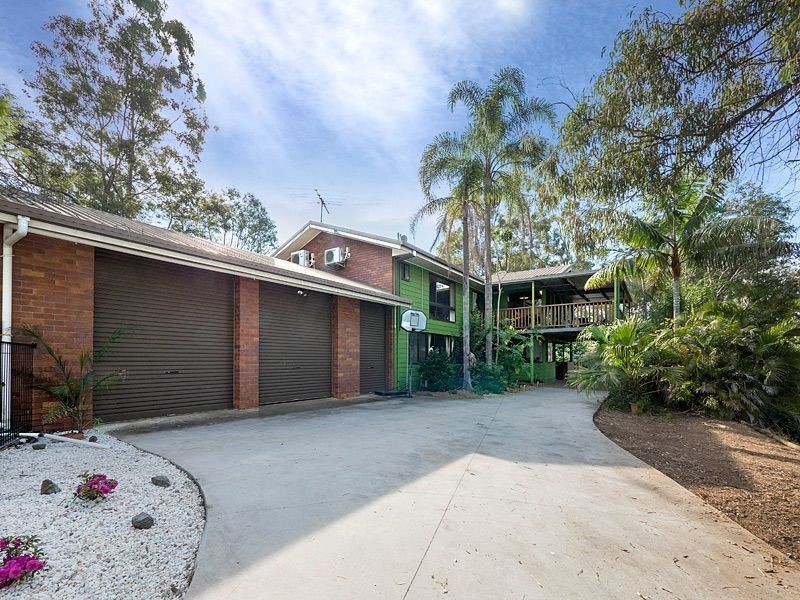 1 Mountain Vista Court, Mount Crosby QLD 4306