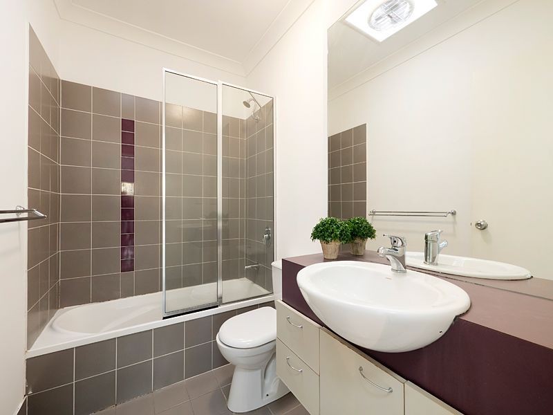 67 Bishop Street, St Lucia QLD 4067