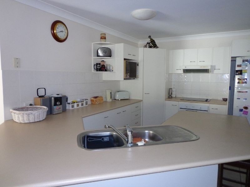 10 Curlew Place, Riverhills QLD 4074