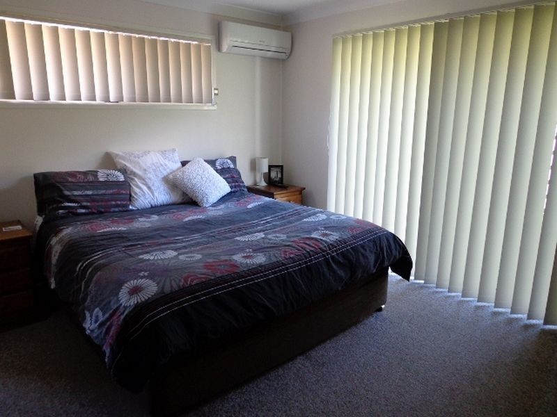 10 Curlew Place, Riverhills QLD 4074