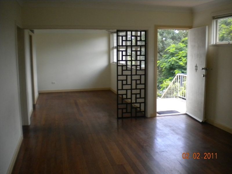 22 Ruskin Street, Taringa QLD 4068