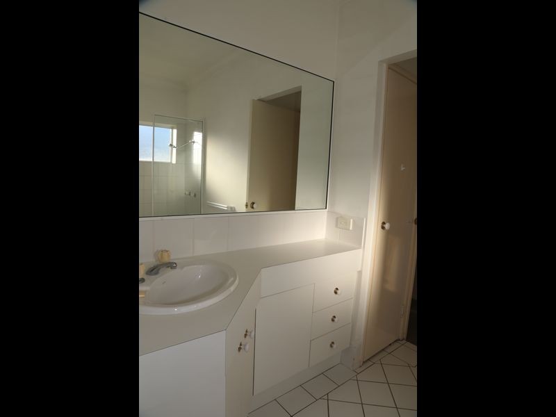 8/86 Musgrave Road, Indooroopilly QLD 4068