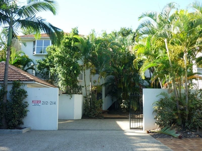 1/212 Sir Fred Schonell Drive, St Lucia QLD 4067