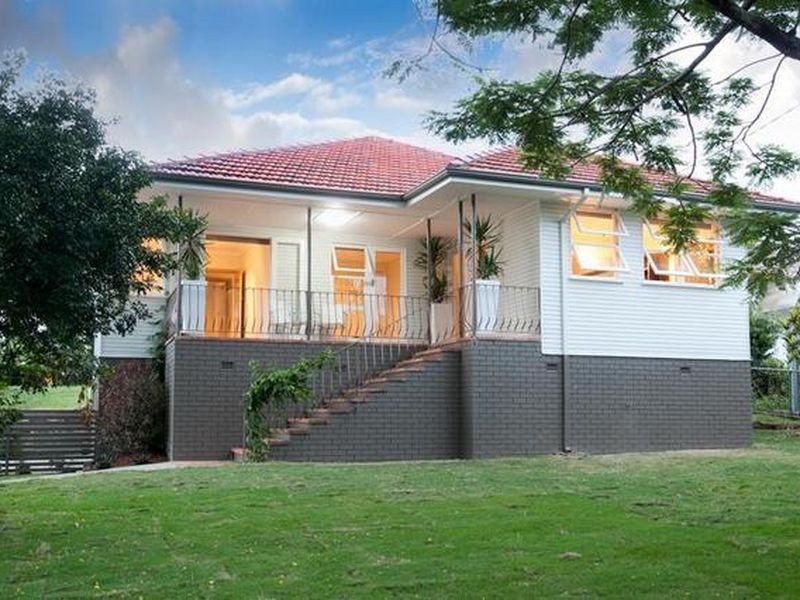 18 Bridge Street, Chelmer QLD 4068