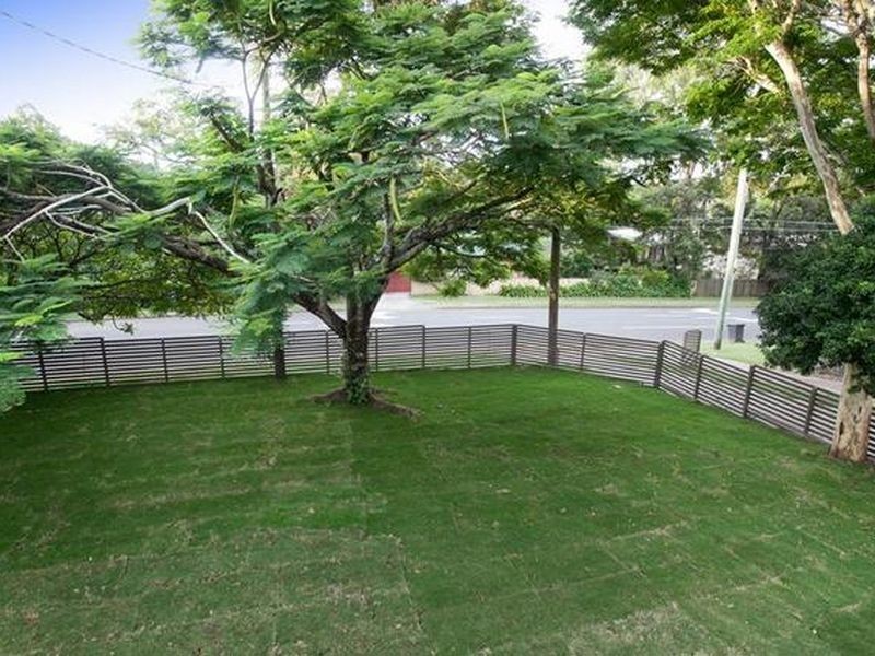 18 Bridge Street, Chelmer QLD 4068