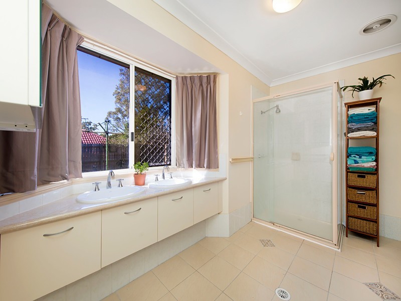 151 Kangaroo Gully Road, Bellbowrie QLD 4070