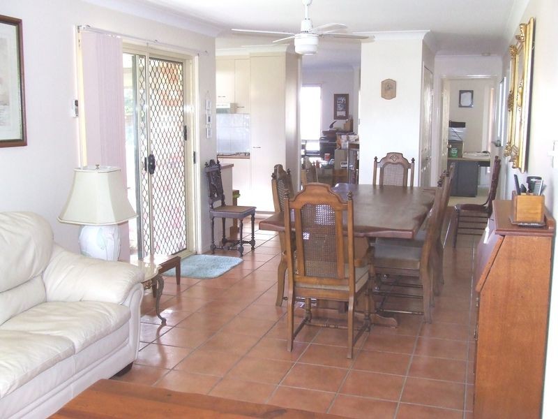 7 Volterra Place, Moggill QLD 4070