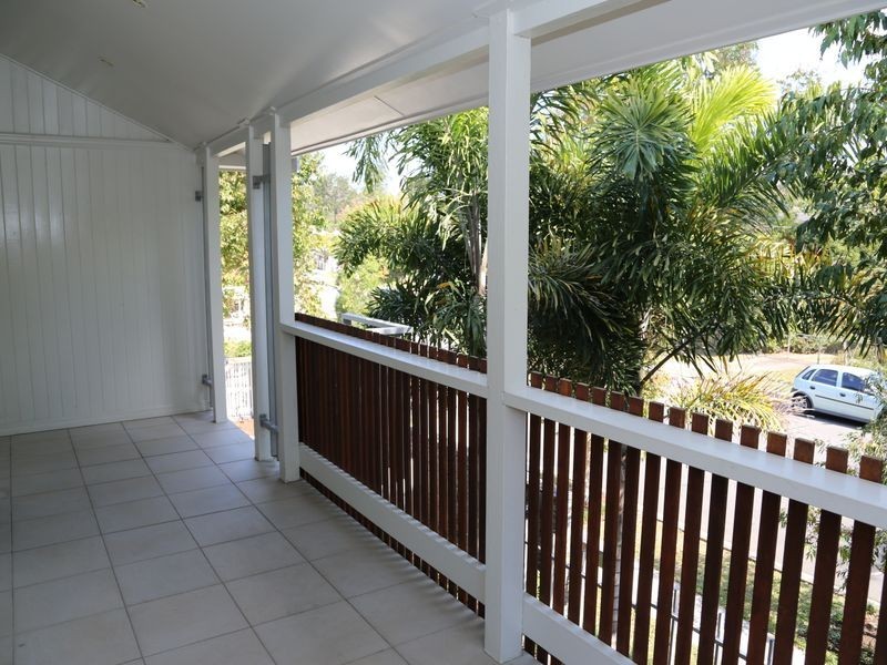 4/14 Quinn Street, Toowong QLD 4066