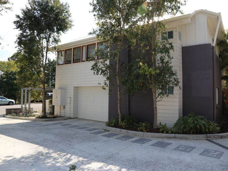 4/14 Quinn Street, Toowong QLD 4066