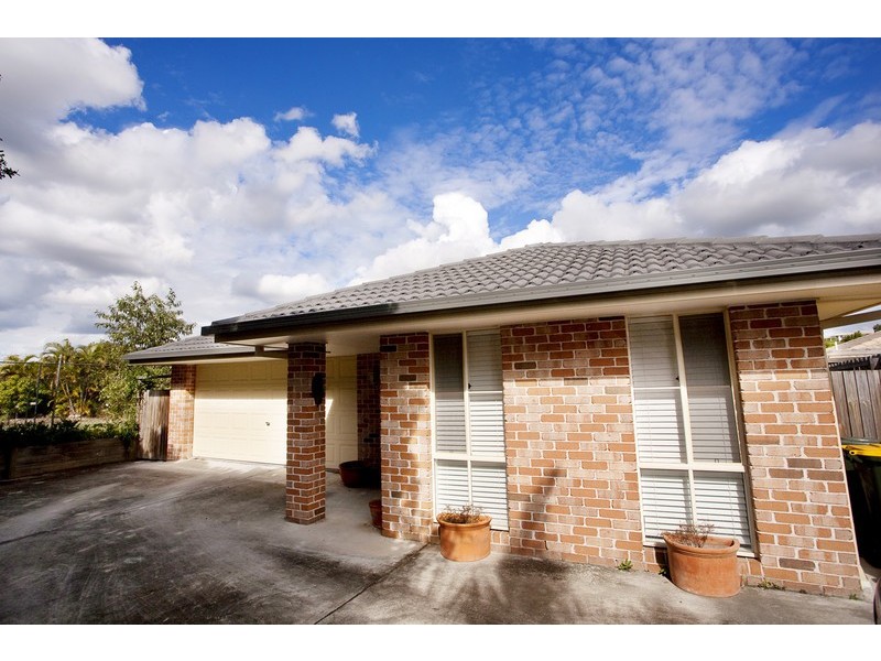 7 Pioneer Crescent, Bellbowrie QLD 4070