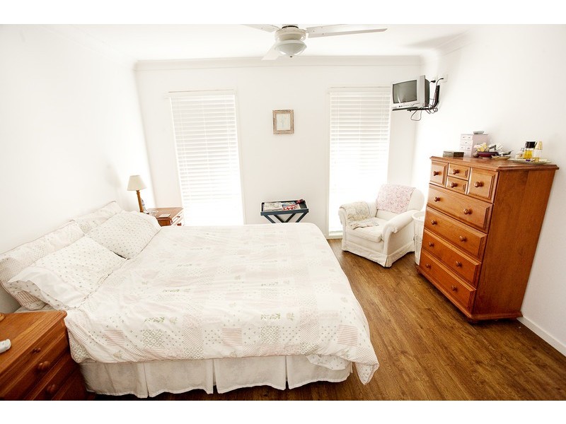 7 Pioneer Crescent, Bellbowrie QLD 4070