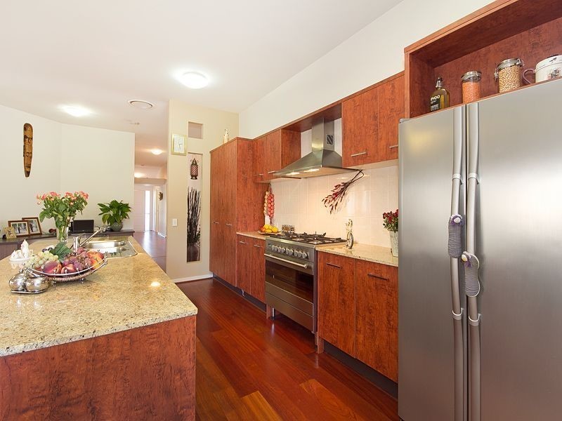 7 Witty Road, Moggill QLD 4070