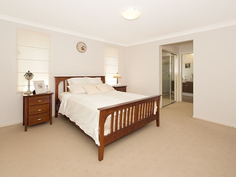 7 Witty Road, Moggill QLD 4070