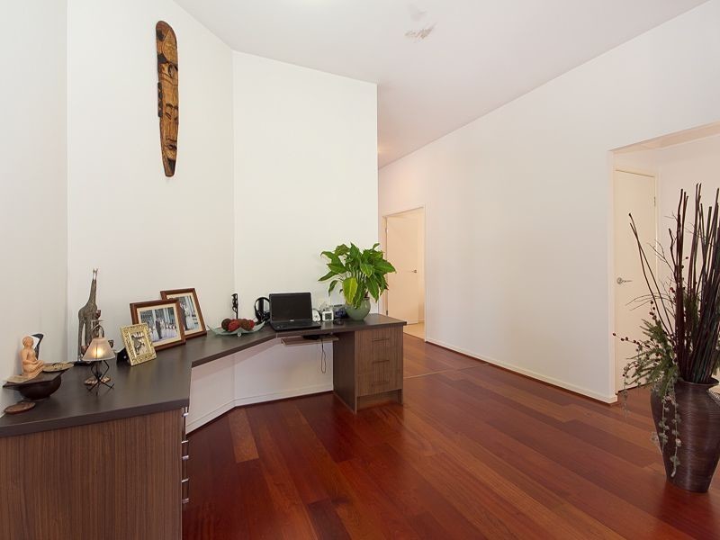 7 Witty Road, Moggill QLD 4070