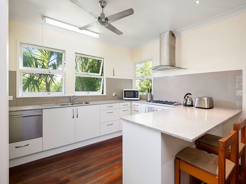 7 Turner Street, Indooroopilly QLD 4068