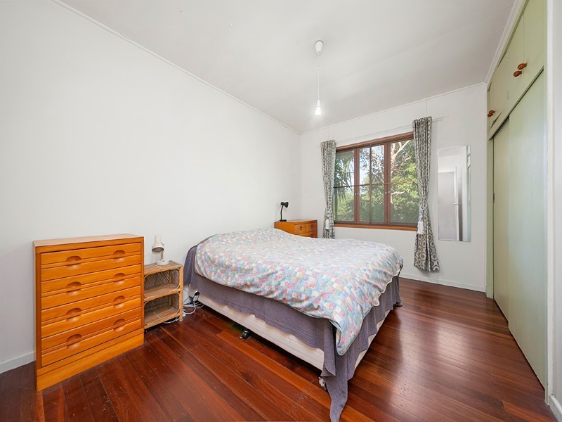 7 Turner Street, Indooroopilly QLD 4068