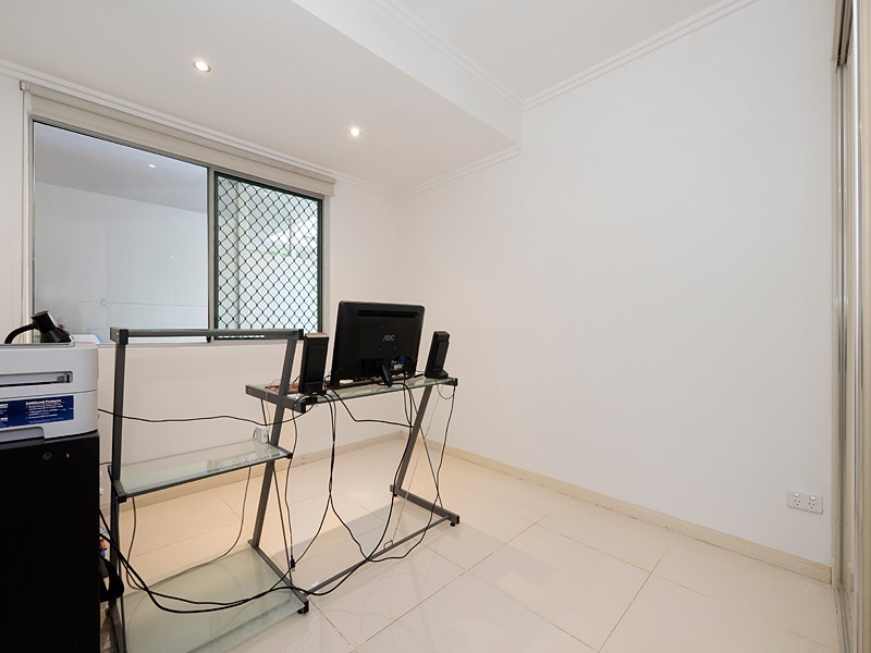 101/28 Dengate Lane, St Lucia QLD 4067