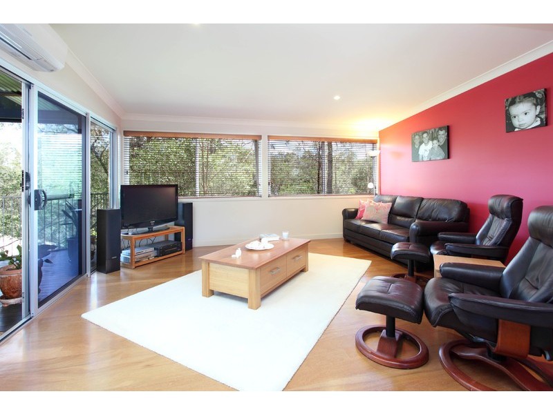 13 Nankin Street, Fig Tree Pocket QLD 4069