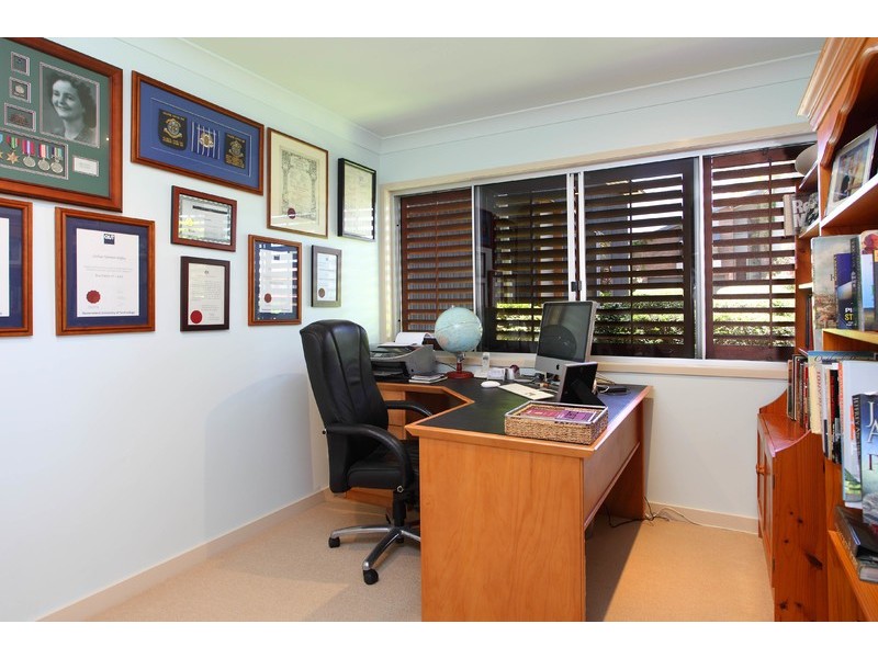 13 Nankin Street, Fig Tree Pocket QLD 4069