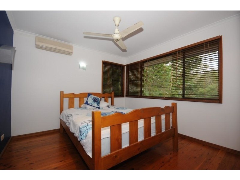 15 Dewrang Street, Chapel Hill QLD 4069