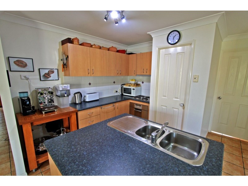 7 Glenwood Place, Moggill QLD 4070