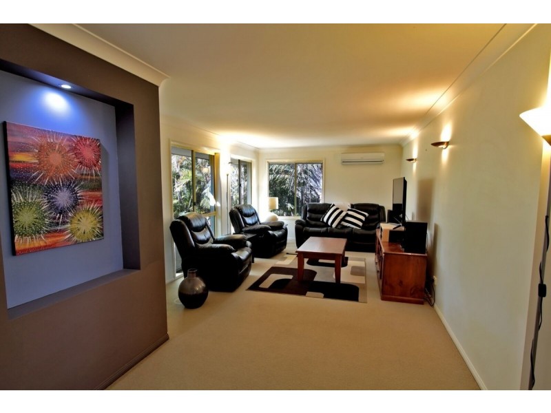 7 Glenwood Place, Moggill QLD 4070