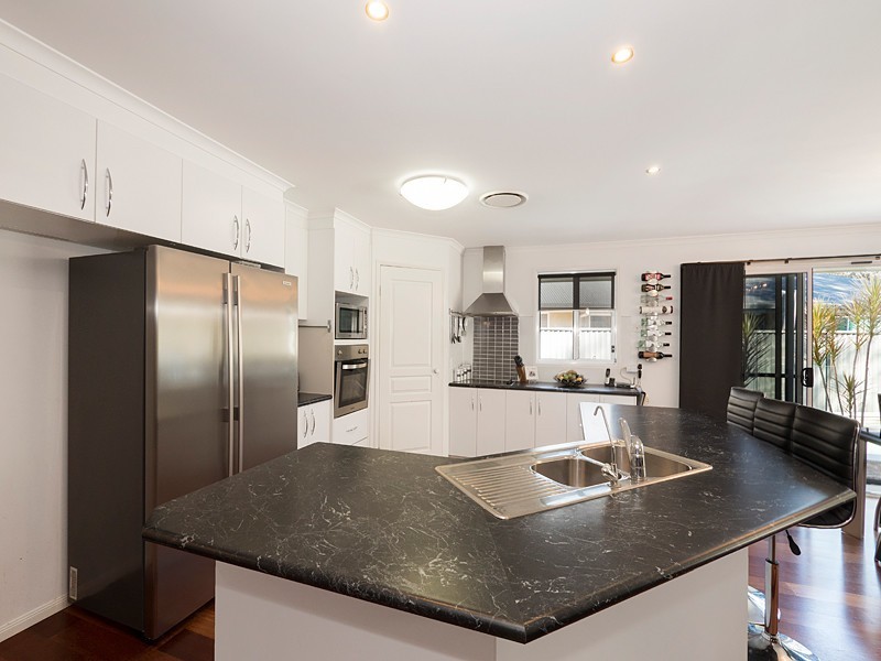 47 Westaway Crescent, Bellbowrie QLD 4070