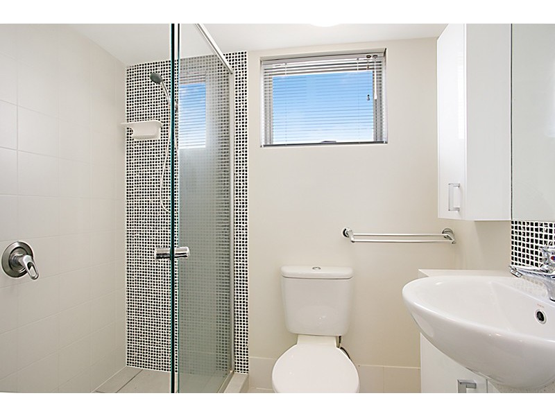 42/27 Station Road, Indooroopilly QLD 4068