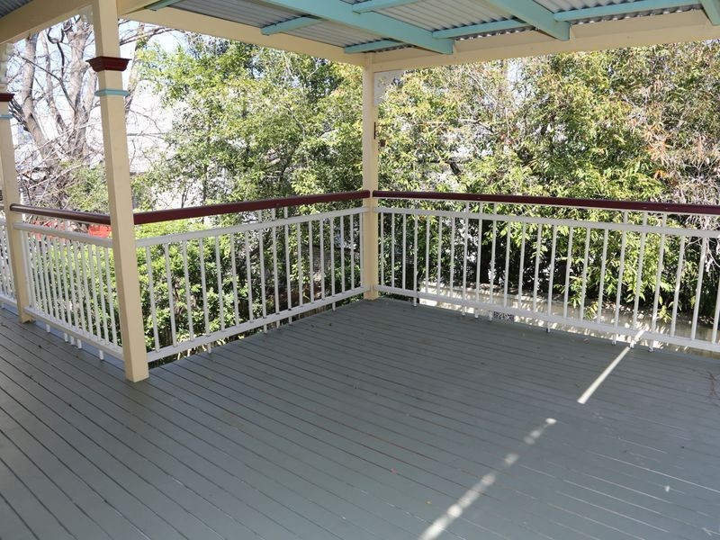 16A Eldridge Street, Toowong QLD 4066