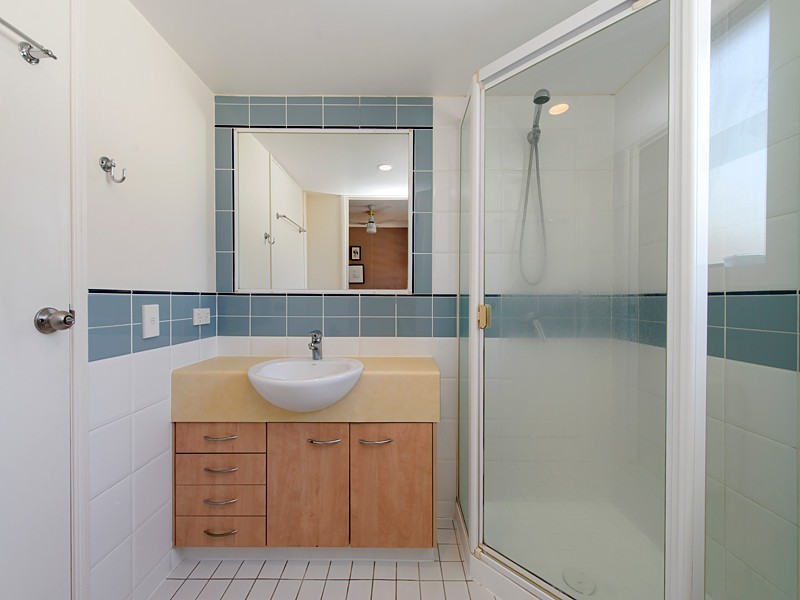 5/66 Depper Street, St Lucia QLD 4067