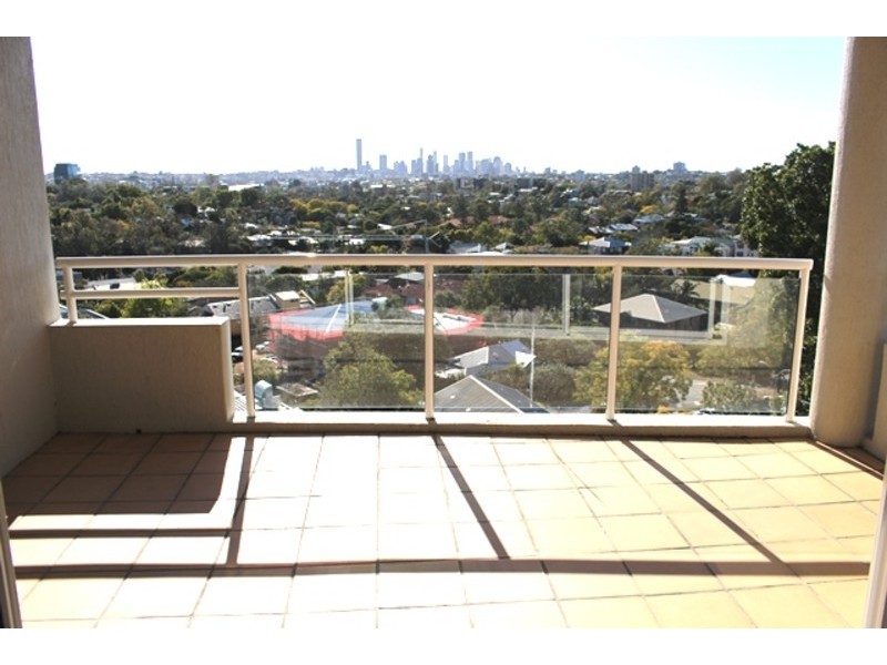 217/180 Swann Road, Taringa QLD 4068