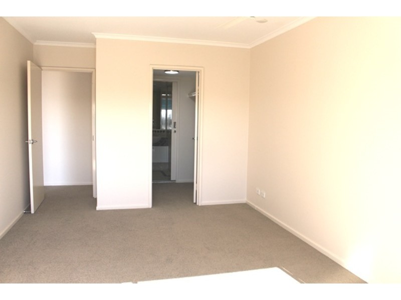 217/180 Swann Road, Taringa QLD 4068