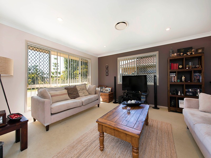 8 Kyecody Close, Moggill QLD 4070