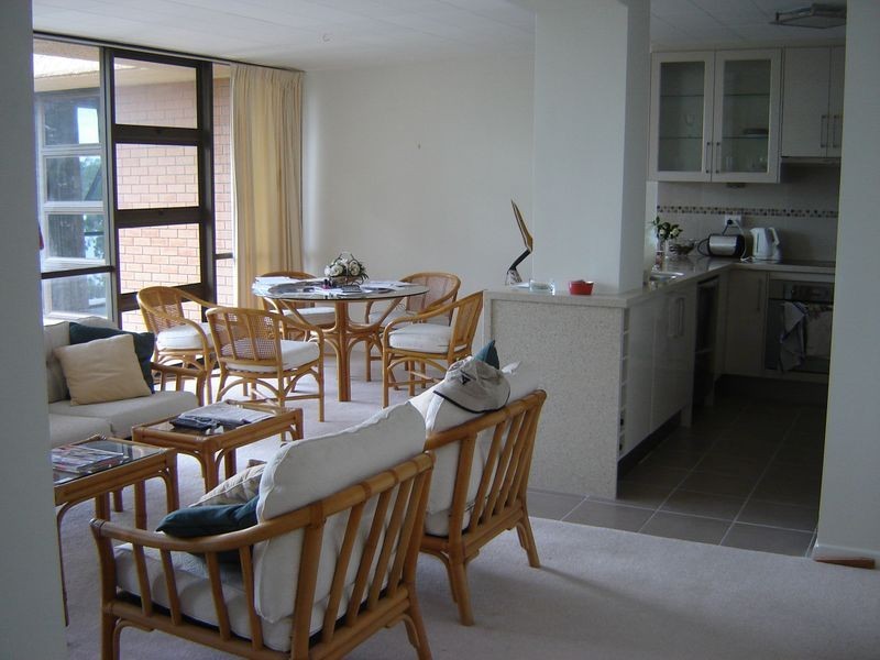 22/72 Sandford Street, St Lucia QLD 4067