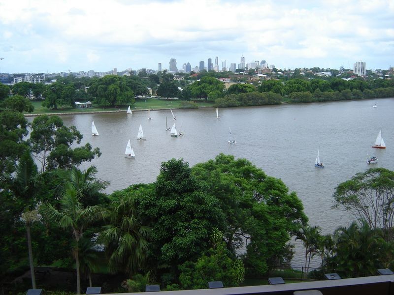 22/72 Sandford Street, St Lucia QLD 4067